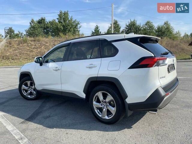 Белый Тойота РАВ 4, объемом двигателя 1.99 л и пробегом 101 тыс. км за 29600 $, фото 6 на Automoto.ua