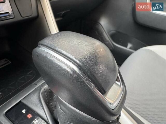 Белый Тойота РАВ 4, объемом двигателя 1.99 л и пробегом 99 тыс. км за 27500 $, фото 60 на Automoto.ua