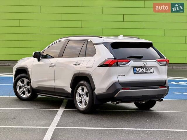 Білий Тойота РАВ 4, об'ємом двигуна 1.99 л та пробігом 93 тис. км за 25900 $, фото 23 на Automoto.ua