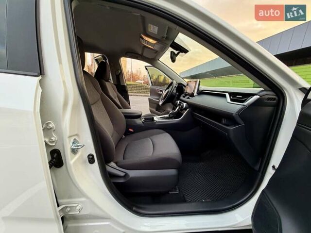 Білий Тойота РАВ 4, об'ємом двигуна 1.99 л та пробігом 93 тис. км за 25900 $, фото 41 на Automoto.ua