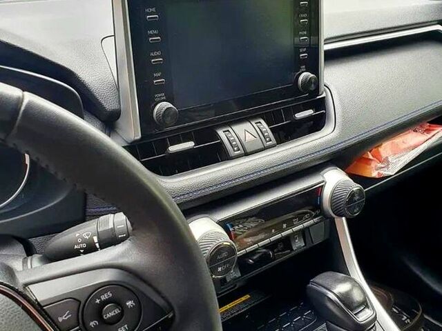 Белый Тойота РАВ 4, объемом двигателя 2.5 л и пробегом 70 тыс. км за 25000 $, фото 7 на Automoto.ua