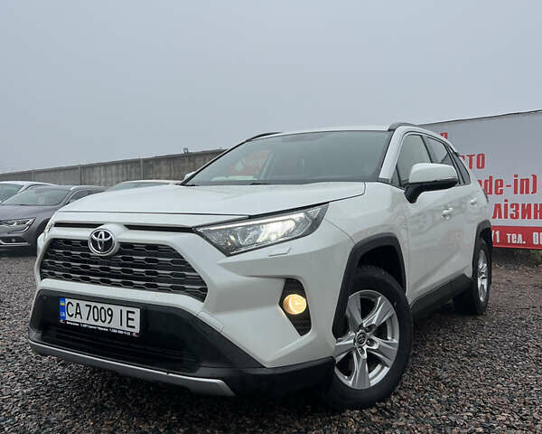 Белый Тойота РАВ 4, объемом двигателя 1.99 л и пробегом 88 тыс. км за 27000 $, фото 2 на Automoto.ua