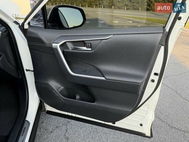 Белый Тойота РАВ 4, объемом двигателя 2.5 л и пробегом 105 тыс. км за 29900 $, фото 15 на Automoto.ua