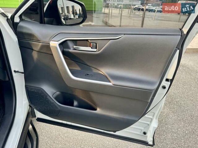 Белый Тойота РАВ 4, объемом двигателя 1.99 л и пробегом 93 тыс. км за 26900 $, фото 44 на Automoto.ua