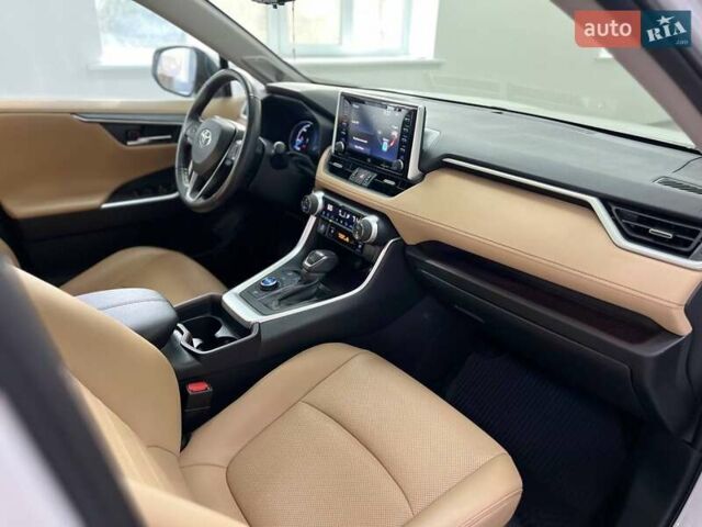 Білий Тойота РАВ 4, об'ємом двигуна 2.49 л та пробігом 85 тис. км за 31000 $, фото 15 на Automoto.ua