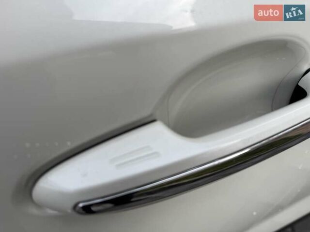 Белый Тойота РАВ 4, объемом двигателя 1.99 л и пробегом 99 тыс. км за 27500 $, фото 9 на Automoto.ua