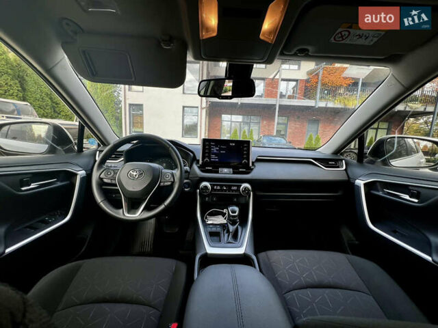 Белый Тойота РАВ 4, объемом двигателя 1.99 л и пробегом 24 тыс. км за 30500 $, фото 9 на Automoto.ua