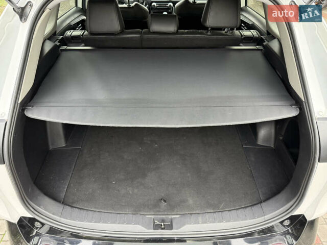 Белый Тойота РАВ 4, объемом двигателя 2.5 л и пробегом 68 тыс. км за 19500 $, фото 10 на Automoto.ua