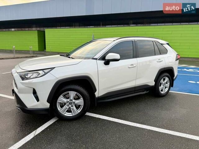 Білий Тойота РАВ 4, об'ємом двигуна 1.99 л та пробігом 93 тис. км за 25900 $, фото 3 на Automoto.ua