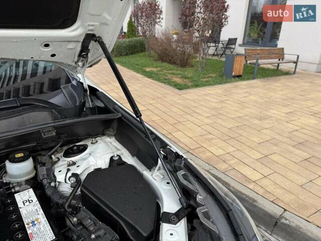 Белый Тойота РАВ 4, объемом двигателя 1.99 л и пробегом 99 тыс. км за 27500 $, фото 25 на Automoto.ua