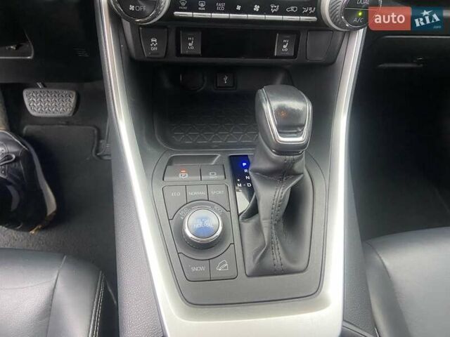 Белый Тойота РАВ 4, объемом двигателя 2 л и пробегом 41 тыс. км за 30700 $, фото 37 на Automoto.ua