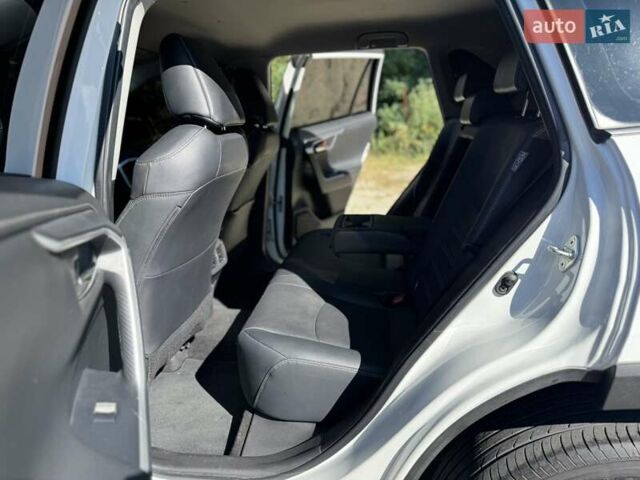 Белый Тойота РАВ 4, объемом двигателя 2 л и пробегом 92 тыс. км за 29700 $, фото 20 на Automoto.ua