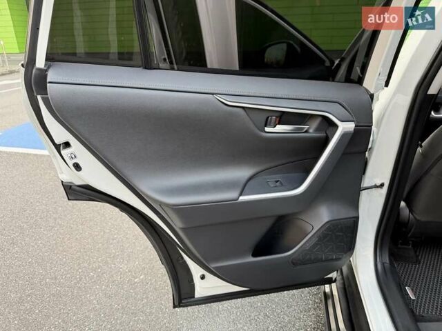 Білий Тойота РАВ 4, об'ємом двигуна 1.99 л та пробігом 93 тис. км за 25900 $, фото 36 на Automoto.ua