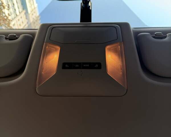 Белый Тойота РАВ 4, объемом двигателя 1.99 л и пробегом 140 тыс. км за 22500 $, фото 13 на Automoto.ua