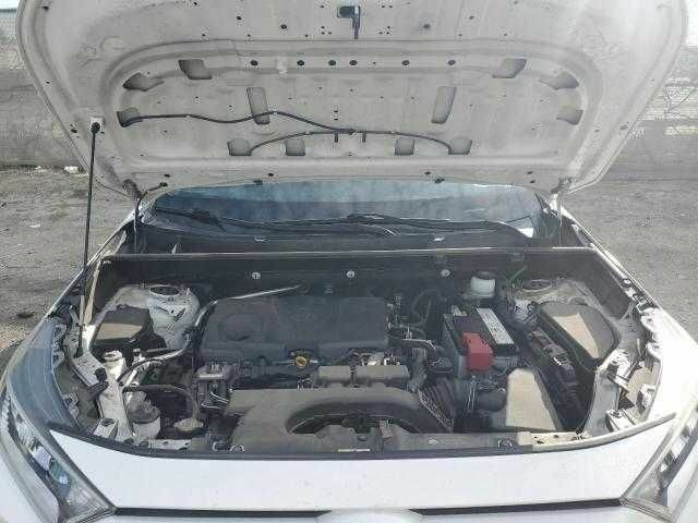 Білий Тойота РАВ 4, об'ємом двигуна 0 л та пробігом 45 тис. км за 8500 $, фото 11 на Automoto.ua
