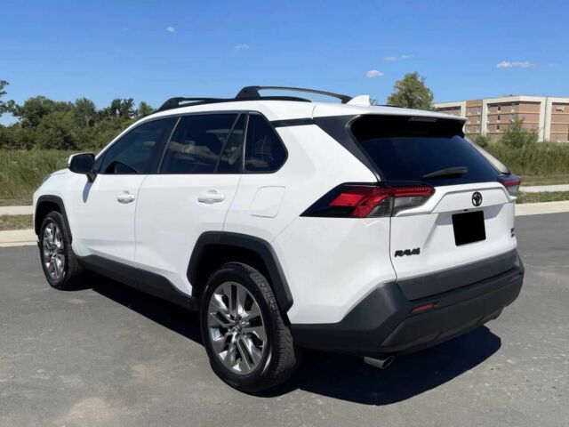 Білий Тойота РАВ 4, об'ємом двигуна 2.5 л та пробігом 36 тис. км за 14000 $, фото 4 на Automoto.ua