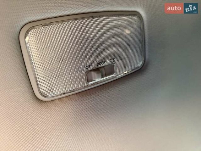 Белый Тойота РАВ 4, объемом двигателя 1.99 л и пробегом 140 тыс. км за 22500 $, фото 14 на Automoto.ua