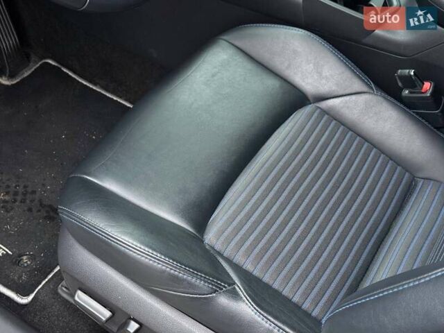 Білий Тойота РАВ 4, об'ємом двигуна 2.49 л та пробігом 128 тис. км за 29900 $, фото 44 на Automoto.ua