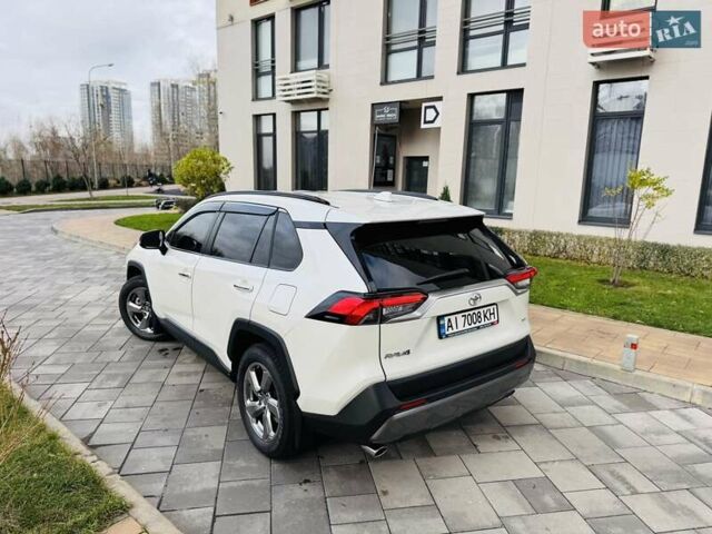 Белый Тойота РАВ 4, объемом двигателя 1.99 л и пробегом 99 тыс. км за 27500 $, фото 2 на Automoto.ua