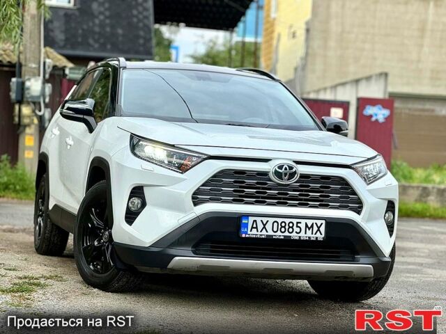 Білий Тойота РАВ 4, об'ємом двигуна 2 л та пробігом 92 тис. км за 29700 $, фото 4 на Automoto.ua