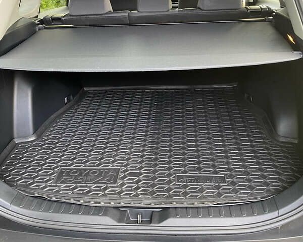 Белый Тойота РАВ 4, объемом двигателя 1.99 л и пробегом 51 тыс. км за 28500 $, фото 9 на Automoto.ua