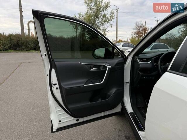 Білий Тойота РАВ 4, об'ємом двигуна 2.49 л та пробігом 128 тис. км за 29900 $, фото 38 на Automoto.ua