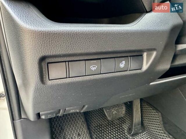 Белый Тойота РАВ 4, объемом двигателя 1.99 л и пробегом 93 тыс. км за 26900 $, фото 31 на Automoto.ua