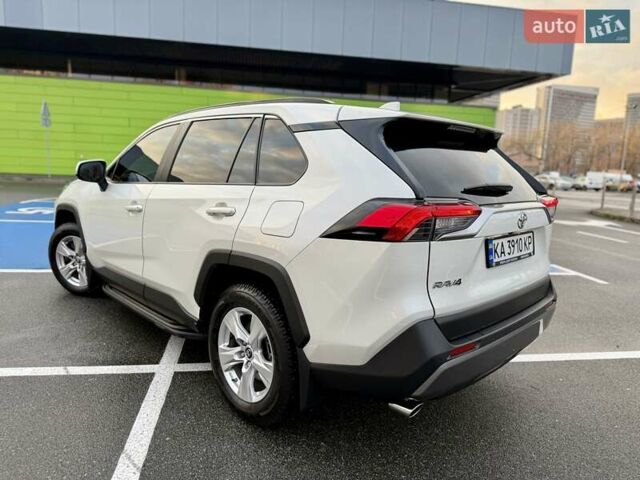 Білий Тойота РАВ 4, об'ємом двигуна 1.99 л та пробігом 93 тис. км за 25900 $, фото 21 на Automoto.ua