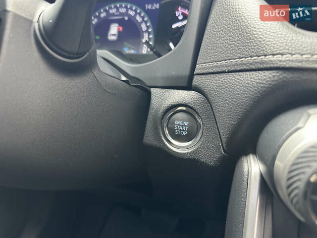 Белый Тойота РАВ 4, объемом двигателя 2 л и пробегом 70 тыс. км за 27999 $, фото 27 на Automoto.ua