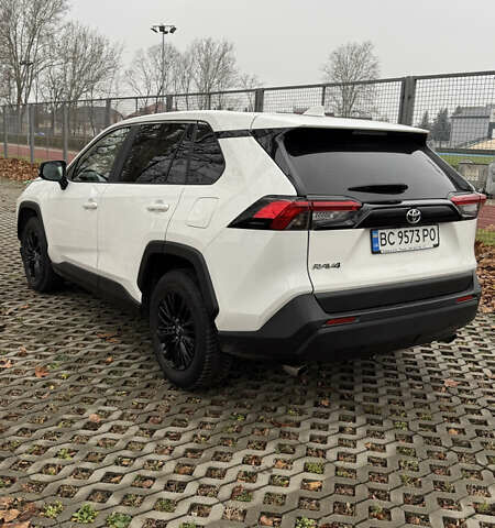 Білий Тойота РАВ 4, об'ємом двигуна 1.99 л та пробігом 140 тис. км за 23300 $, фото 10 на Automoto.ua