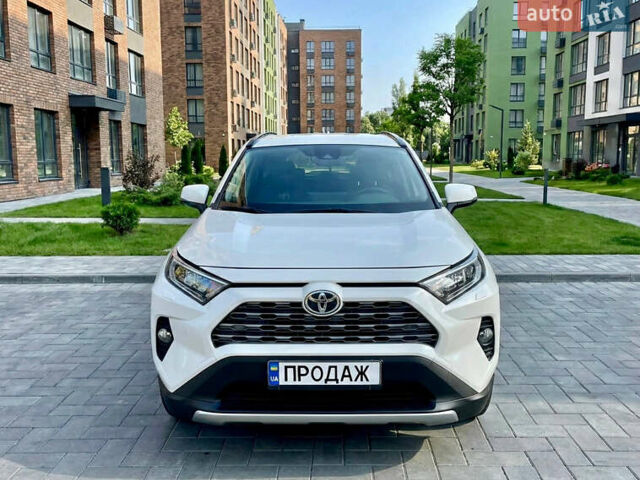 Белый Тойота РАВ 4, объемом двигателя 1.99 л и пробегом 138 тыс. км за 21200 $, фото 9 на Automoto.ua