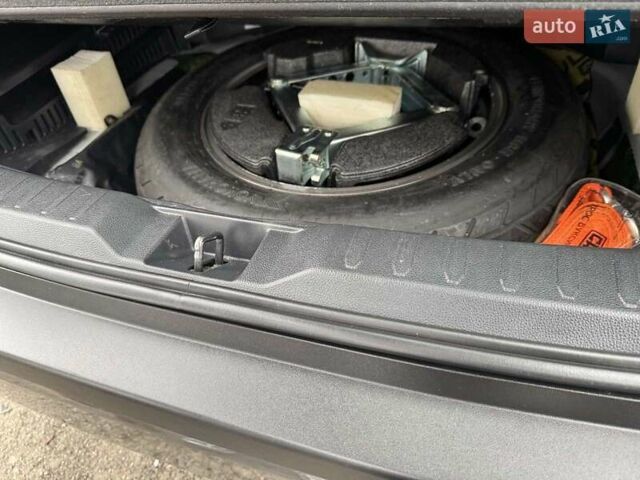 Білий Тойота РАВ 4, об'ємом двигуна 1.99 л та пробігом 99 тис. км за 28000 $, фото 24 на Automoto.ua