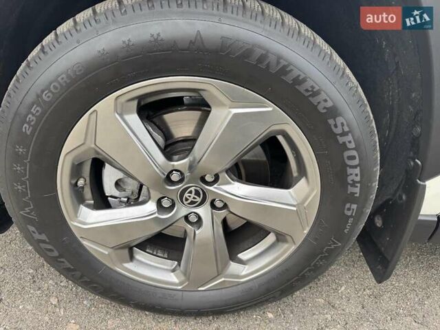 Білий Тойота РАВ 4, об'ємом двигуна 1.99 л та пробігом 99 тис. км за 28000 $, фото 26 на Automoto.ua