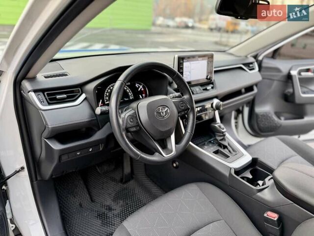 Білий Тойота РАВ 4, об'ємом двигуна 1.99 л та пробігом 93 тис. км за 25900 $, фото 29 на Automoto.ua