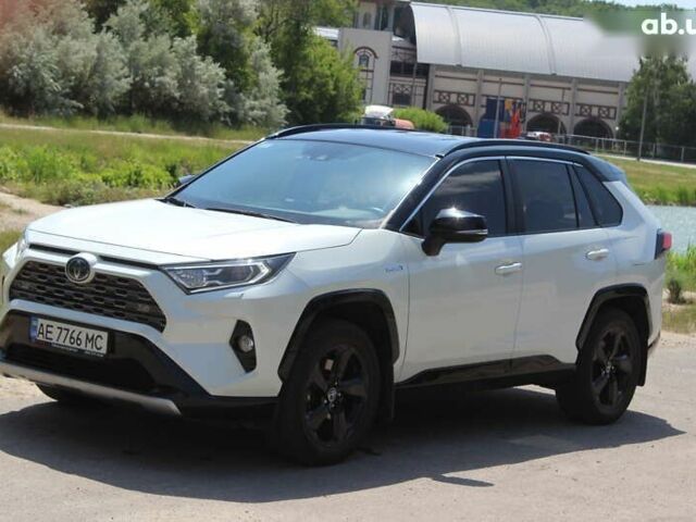 Белый Тойота РАВ 4, объемом двигателя 2.5 л и пробегом 78 тыс. км за 31999 $, фото 4 на Automoto.ua