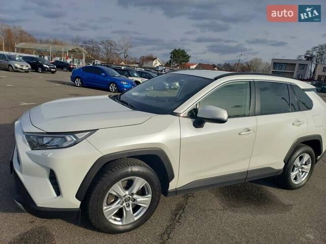 Белый Тойота РАВ 4, объемом двигателя 1.99 л и пробегом 171 тыс. км за 26799 $, фото 2 на Automoto.ua