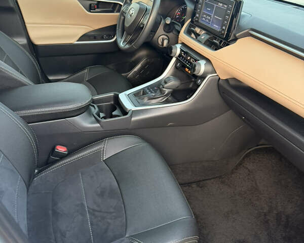 Білий Тойота РАВ 4, об'ємом двигуна 2.49 л та пробігом 52 тис. км за 24500 $, фото 8 на Automoto.ua