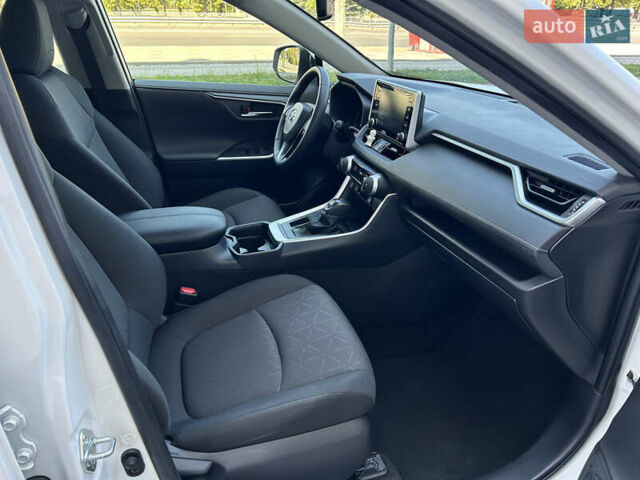 Белый Тойота РАВ 4, объемом двигателя 1.99 л и пробегом 70 тыс. км за 28500 $, фото 22 на Automoto.ua