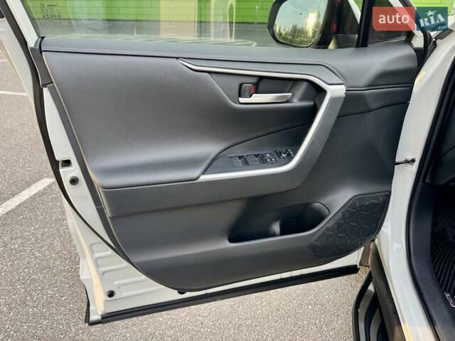 Белый Тойота РАВ 4, объемом двигателя 1.99 л и пробегом 93 тыс. км за 26900 $, фото 33 на Automoto.ua