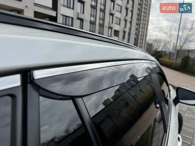 Белый Тойота РАВ 4, объемом двигателя 1.99 л и пробегом 99 тыс. км за 27500 $, фото 23 на Automoto.ua