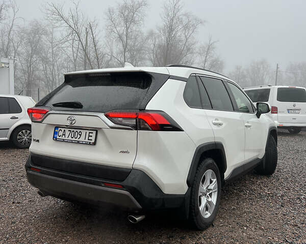 Белый Тойота РАВ 4, объемом двигателя 1.99 л и пробегом 88 тыс. км за 27000 $, фото 5 на Automoto.ua