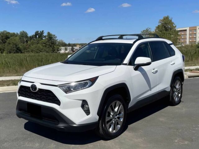 Білий Тойота РАВ 4, об'ємом двигуна 2.5 л та пробігом 36 тис. км за 14000 $, фото 2 на Automoto.ua