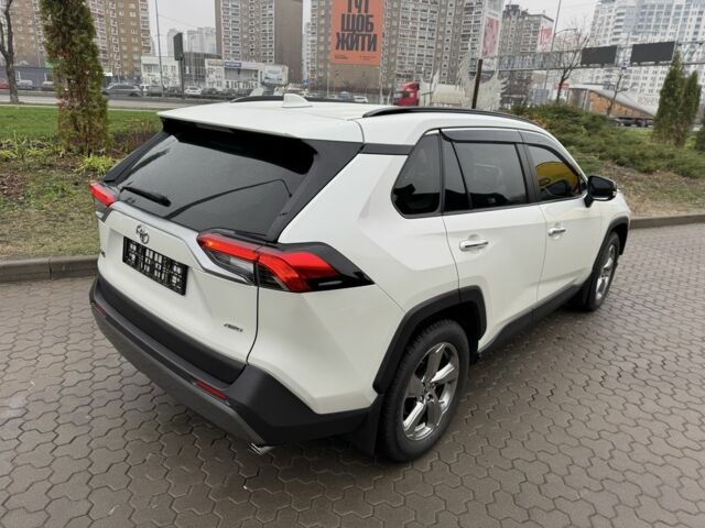Белый Тойота РАВ 4, объемом двигателя 2 л и пробегом 99 тыс. км за 26500 $, фото 1 на Automoto.ua