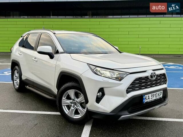 Білий Тойота РАВ 4, об'ємом двигуна 1.99 л та пробігом 93 тис. км за 25900 $, фото 7 на Automoto.ua