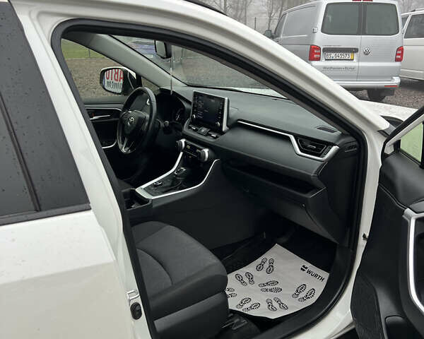 Белый Тойота РАВ 4, объемом двигателя 1.99 л и пробегом 88 тыс. км за 27000 $, фото 14 на Automoto.ua