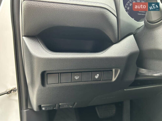 Білий Тойота РАВ 4, об'ємом двигуна 2 л та пробігом 106 тис. км за 27900 $, фото 43 на Automoto.ua