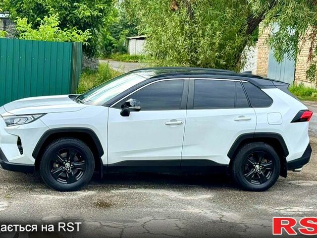 Білий Тойота РАВ 4, об'ємом двигуна 2 л та пробігом 92 тис. км за 29700 $, фото 2 на Automoto.ua