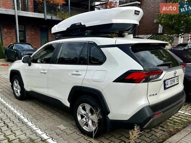 Белый Тойота РАВ 4, объемом двигателя 1.99 л и пробегом 24 тыс. км за 30500 $, фото 8 на Automoto.ua