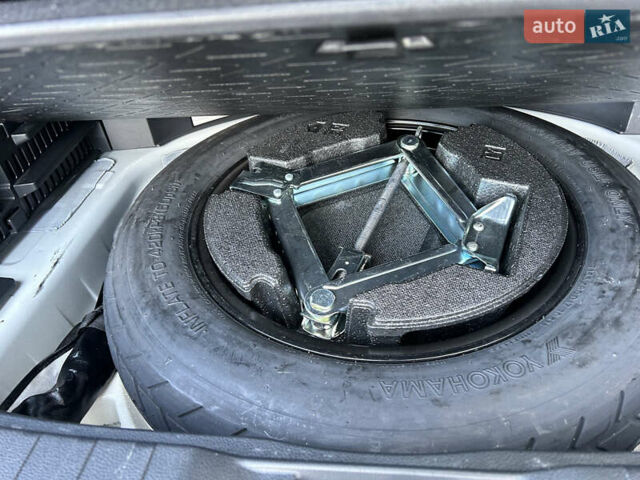 Белый Тойота РАВ 4, объемом двигателя 1.99 л и пробегом 70 тыс. км за 28500 $, фото 20 на Automoto.ua