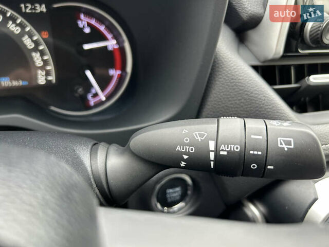 Білий Тойота РАВ 4, об'ємом двигуна 2 л та пробігом 106 тис. км за 27900 $, фото 57 на Automoto.ua